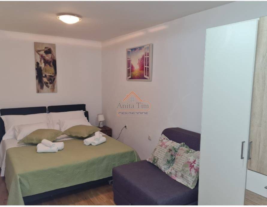 Flat in older building, Sale, Split, Split