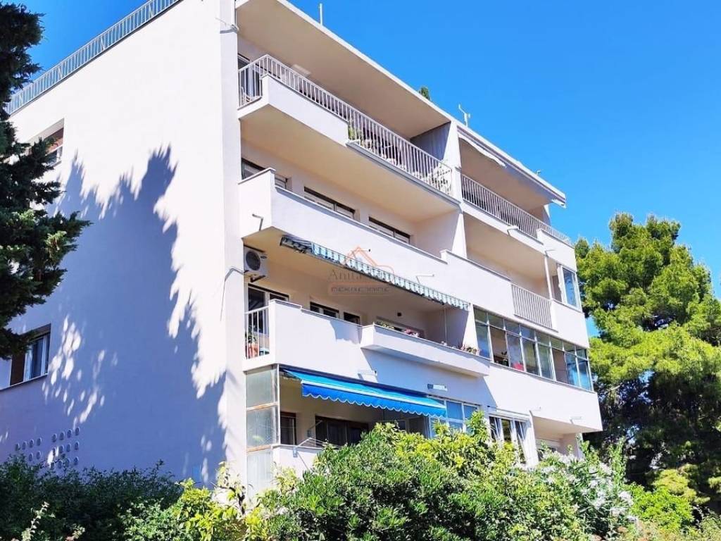 Flat in a building, Sale, Split, Split