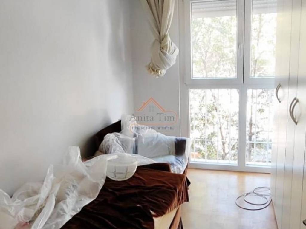 Flat in a building, Sale, Split, Split