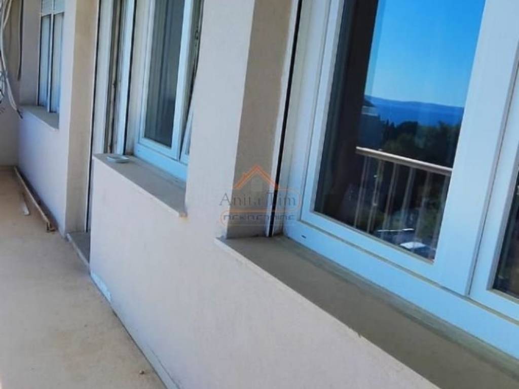 Flat in a building, Sale, Split, Split