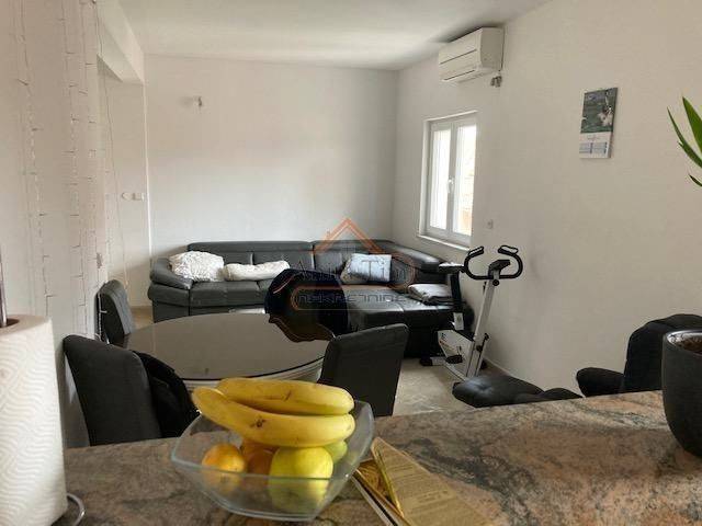 Flat in a house, Sale, Solin - Okolica, Vranjic