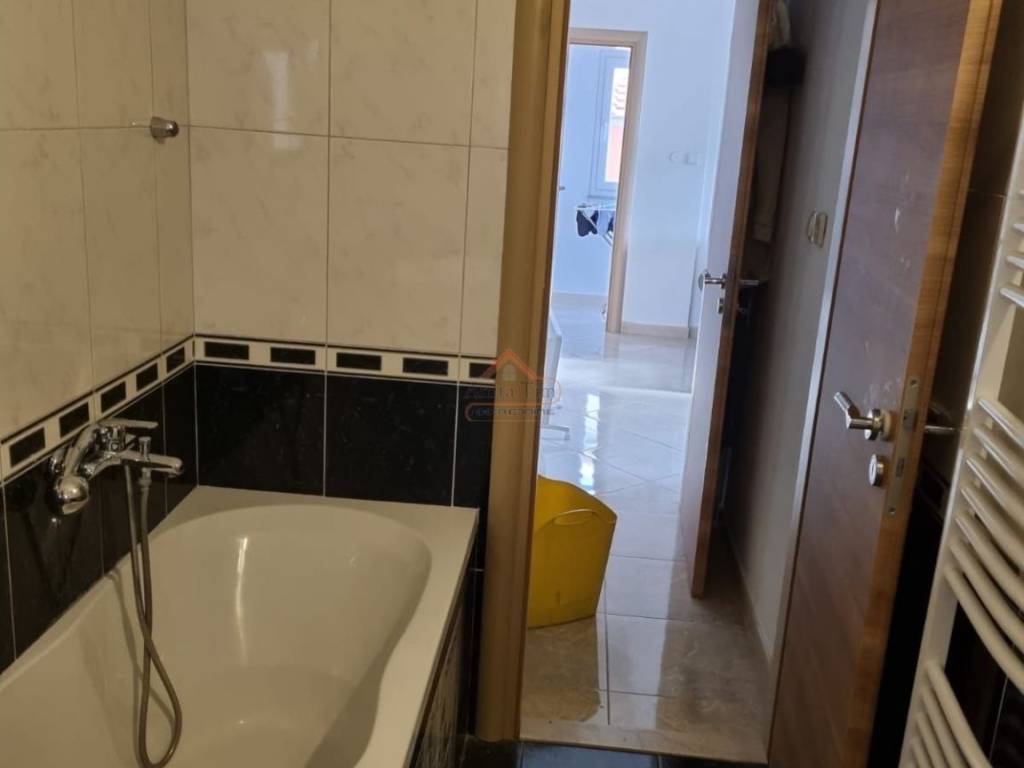 Flat in a house, Sale, Solin - Okolica, Vranjic