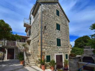 Leasure property, Sale, Split, Split