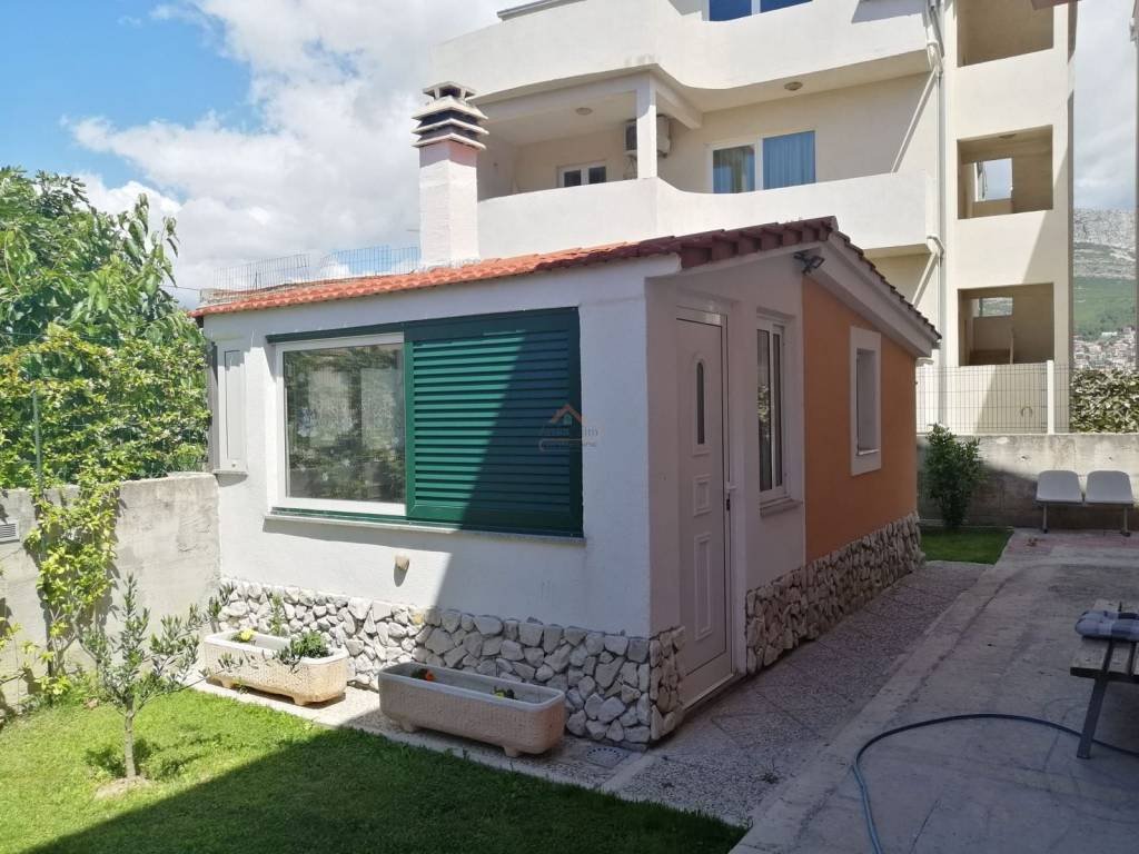 Flat in a house, Sale, Solin - Okolica, Vranjic