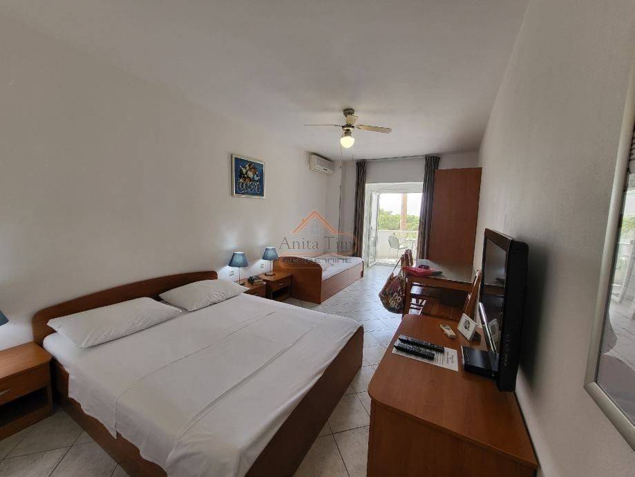 House with apartments, Sale, Baška voda, Baška Voda