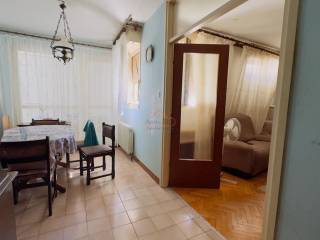 Flat in a building, Sale, Split, Split