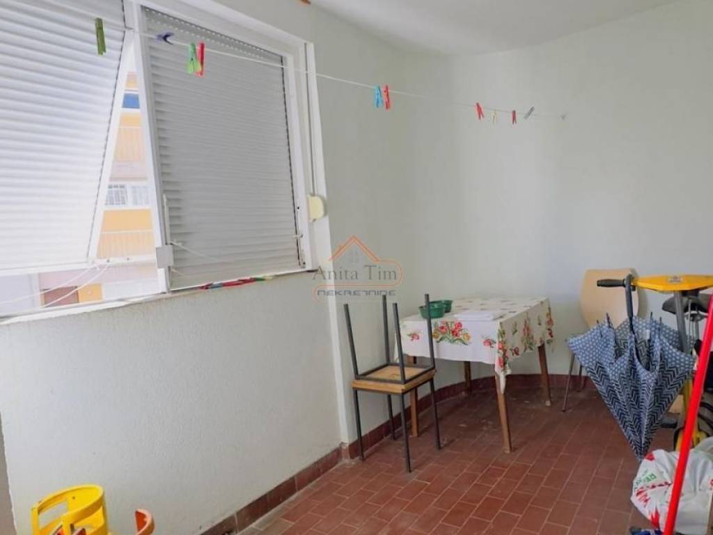 Flat in a building, Sale, Split, Split
