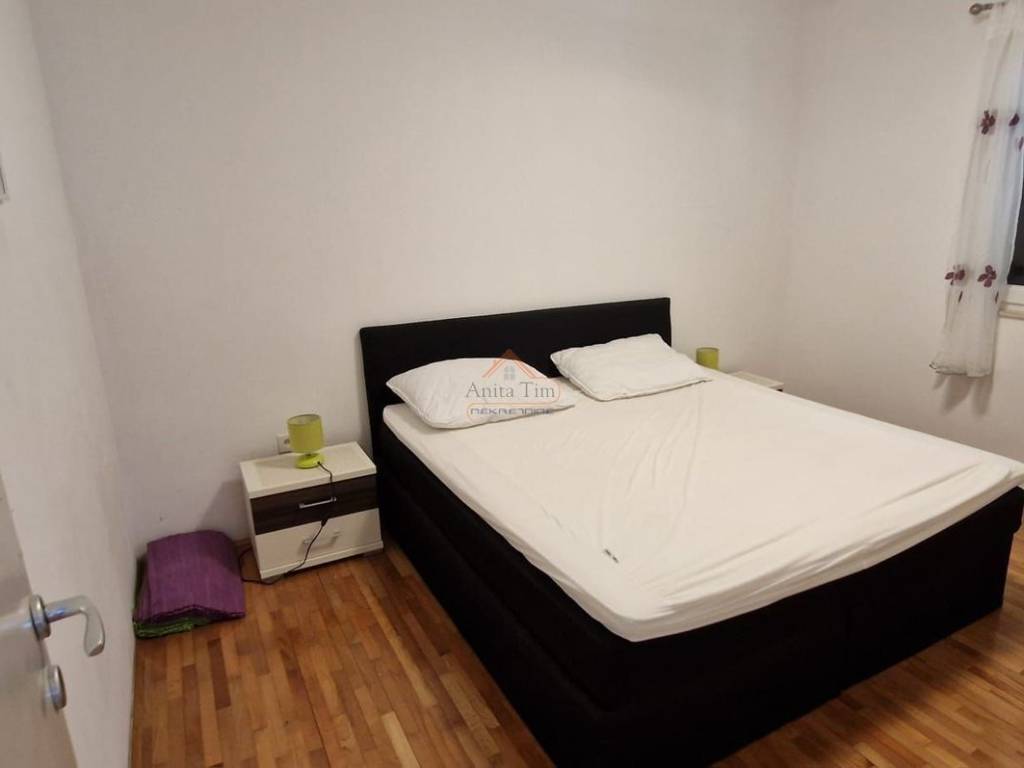 House with apartments, Sale, Marina, Marina