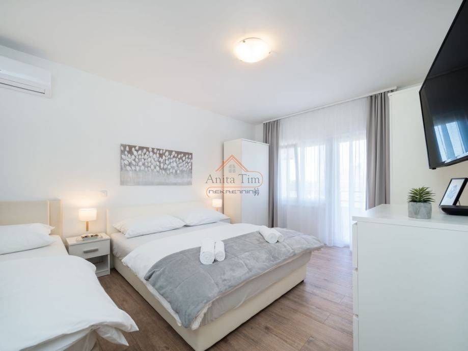 Flat in a building, Rent, Trogir, Travarica