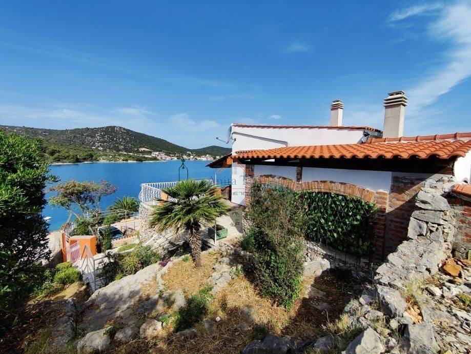 House by the sea, Sale, Marina, Vinišće