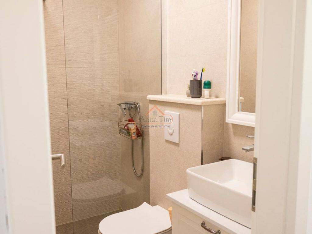 Flat in a house, Sale, Supetar, Supetar