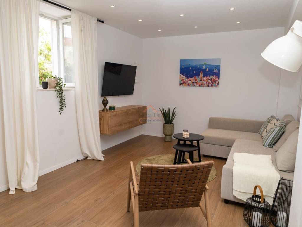Flat in a house, Sale, Supetar, Supetar