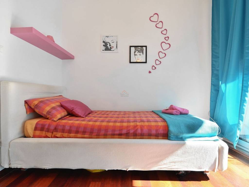 Flat in a building, Sale, Split, Split