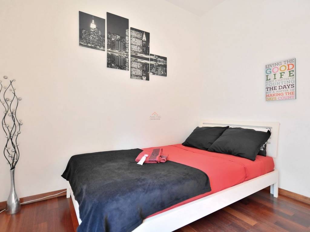 Flat in a building, Sale, Split, Split