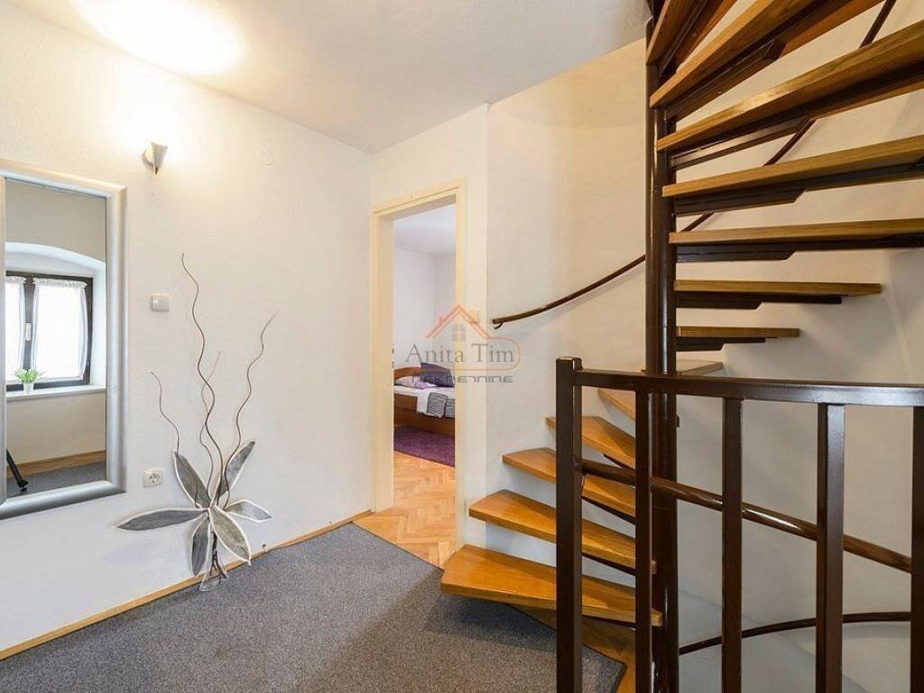 Leasure property, Sale, Split, Split