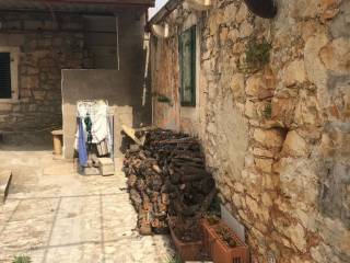 Stone house, Sale, Pučišća, Pučišća