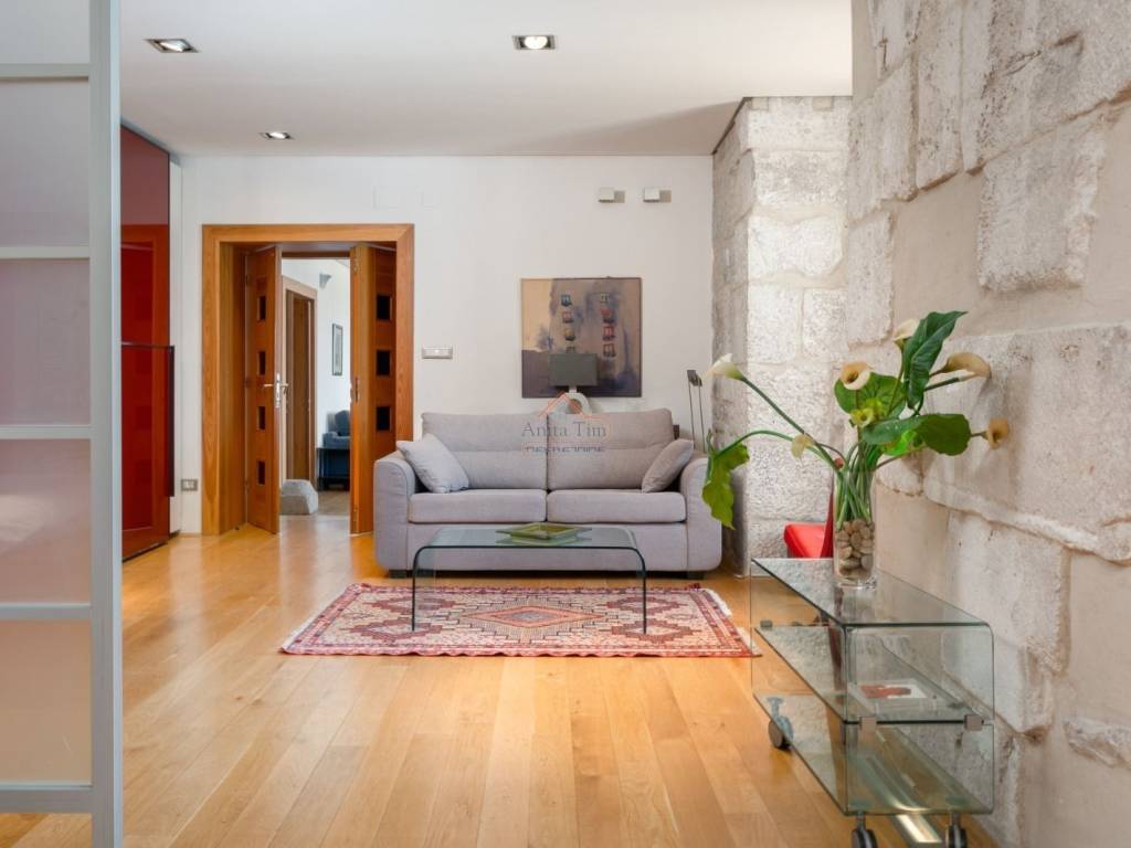 Flat in a building, Rent, Split, Split