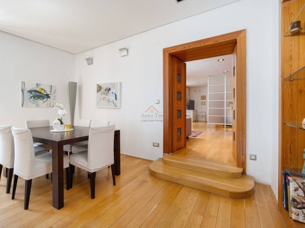 Flat in a building, Rent, Split, Split