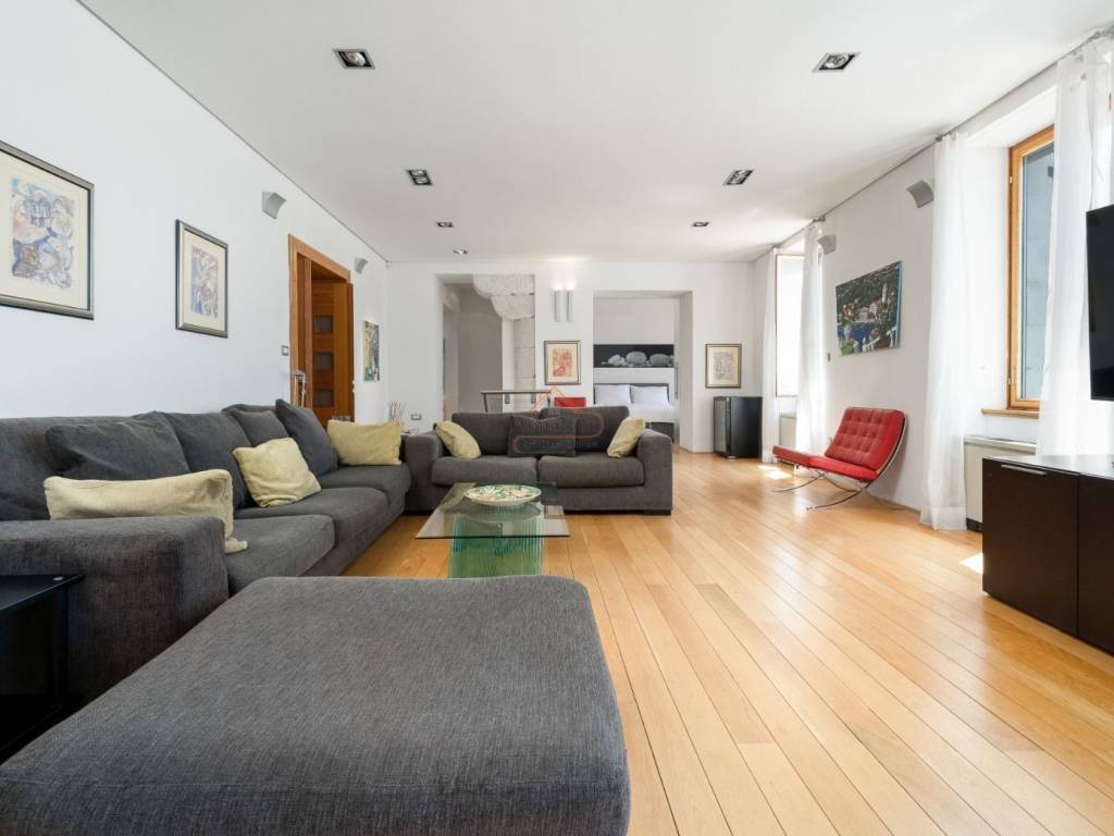 Flat in a building, Rent, Split, Split