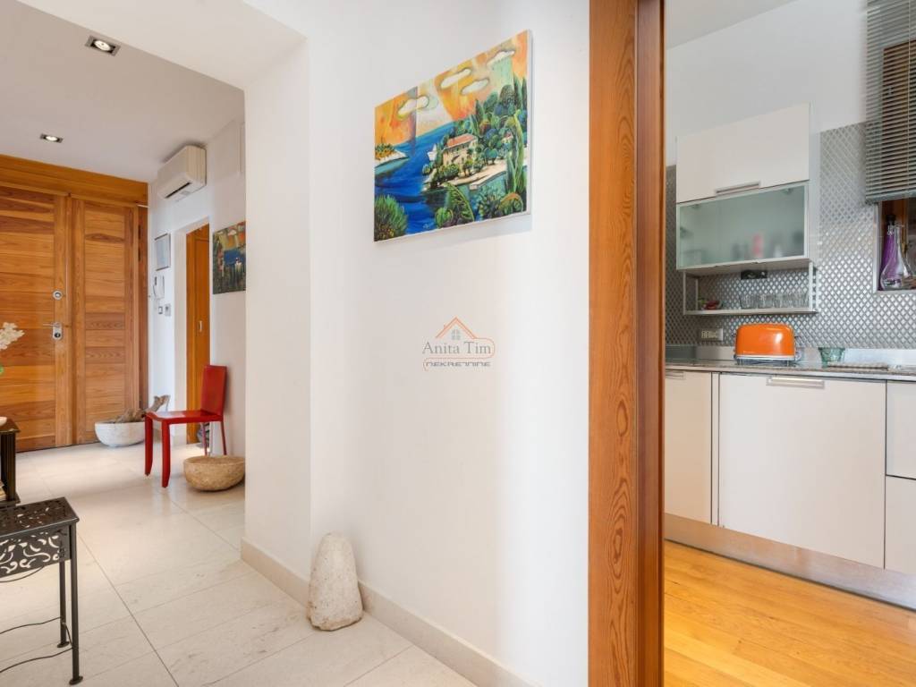Flat in a building, Rent, Split, Split