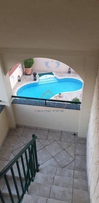 House with apartments, Sale, Vodice, Vodice