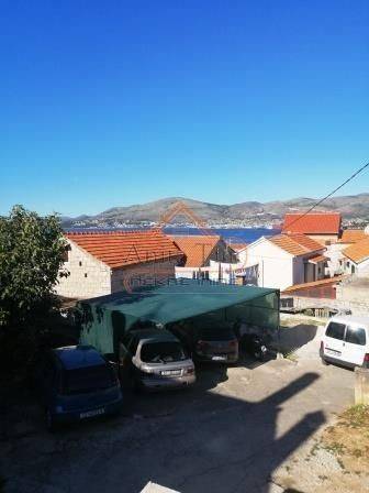 Stone house, Sale, Okrug, Okrug Gornji