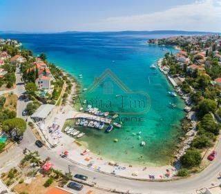 House with apartments, Sale, Okrug, Okrug Gornji