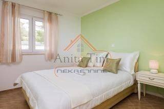 House with apartments, Sale, Okrug, Okrug Gornji