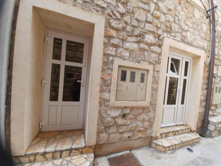 Stone house, Sale, Tribunj, Tribunj