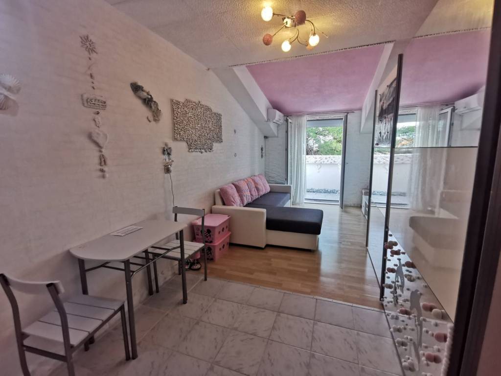 Flat in a building, Sale, Trogir - Okolica, Arbanija