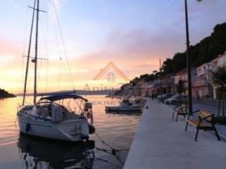 House with apartments, Sale, Novigrad, Novigrad