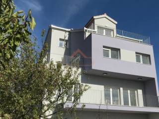 Shop, Sale, Solin - Okolica, Mravince