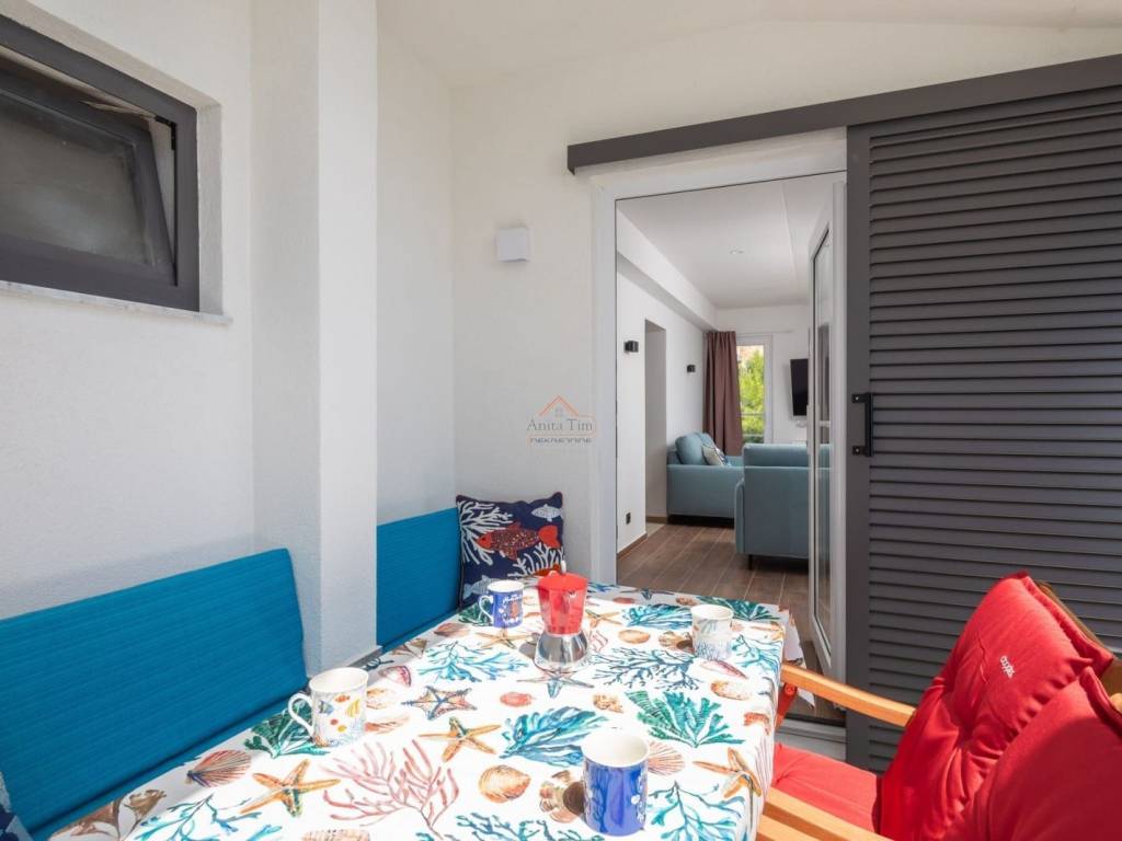 Villa, Sale, Omiš, Stanići