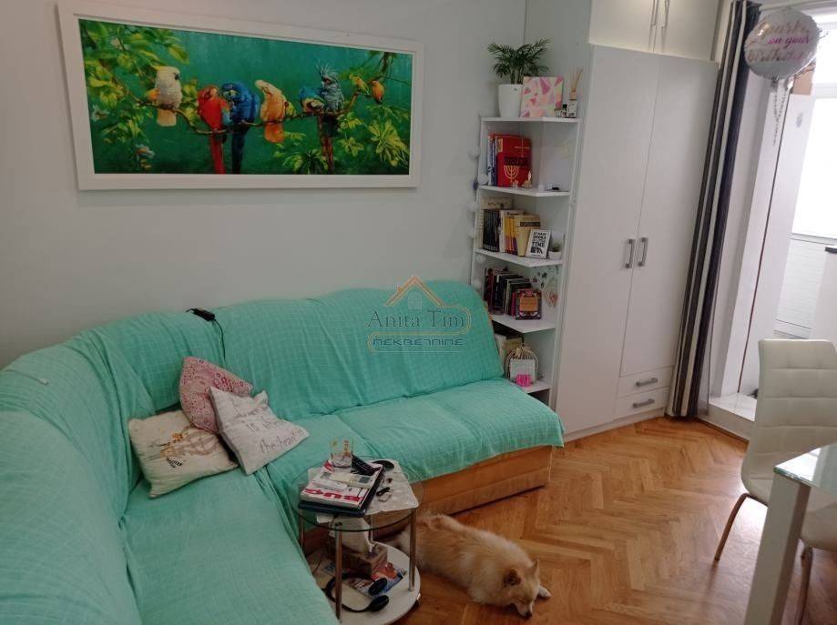 Flat in a building, Sale, Split, Split