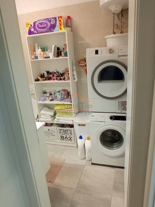 Flat in a building, Sale, Split, Split