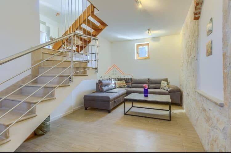 Semi-detached house, Sale, Nerežišća, Dračevica