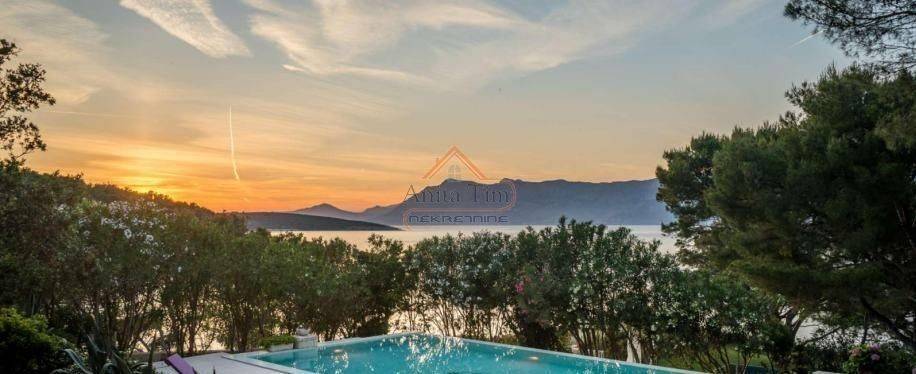 Luxury villa, Sale, Selca, Povlja