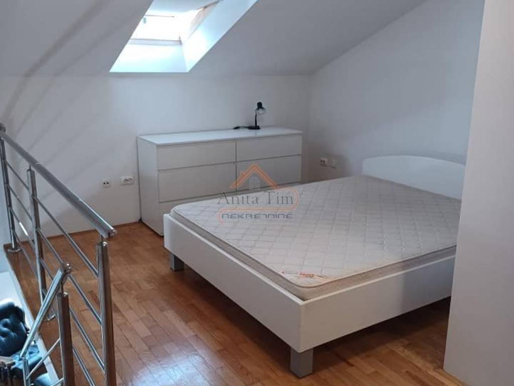 Flat in a building, Sale, Solin, Japirko