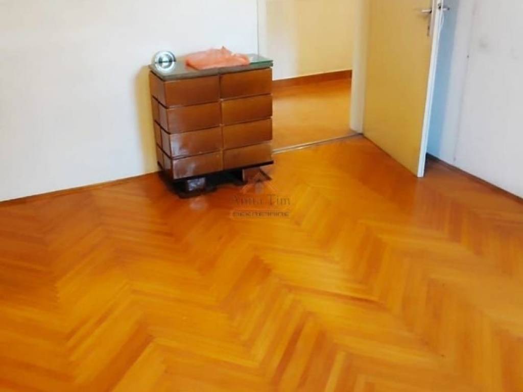 Flat in a building, Sale, Split, Split