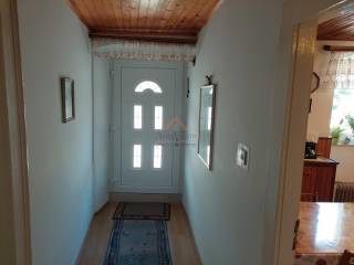 Stone house, Sale, Milna, Milna