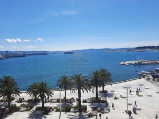Flat in a building, Sale, Split, Split
