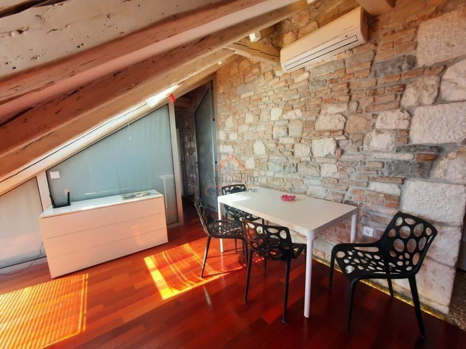 Flat in a building, Sale, Split, Split
