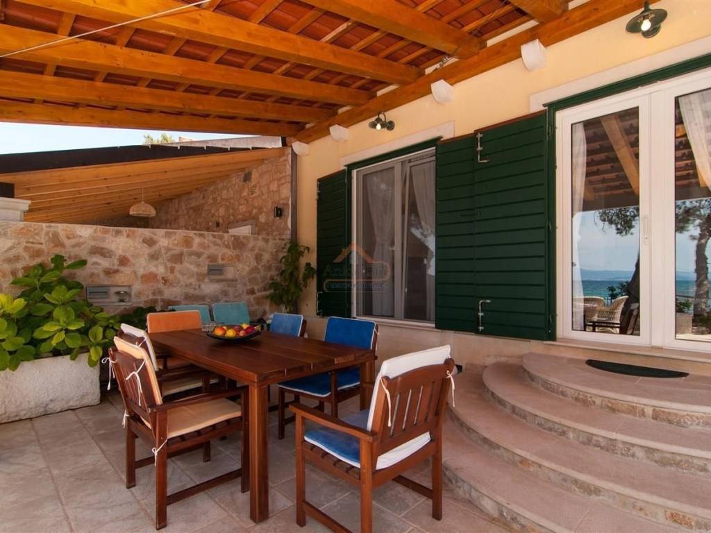 Leasure property, Sale, Supetar, Mirca