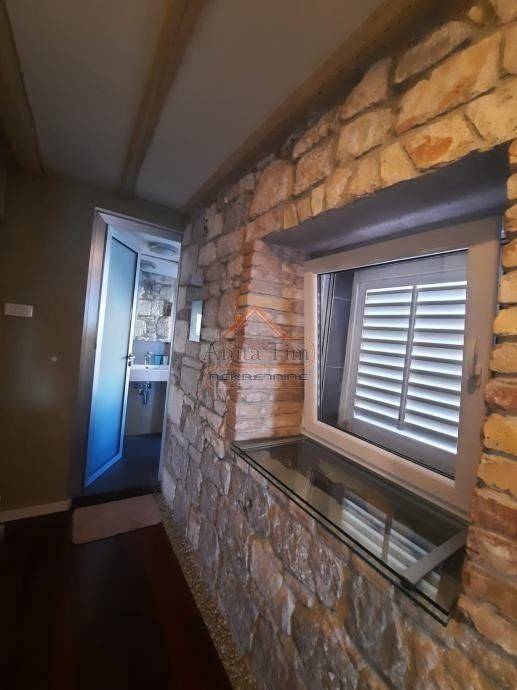 Flat in a building, Sale, Split, Split