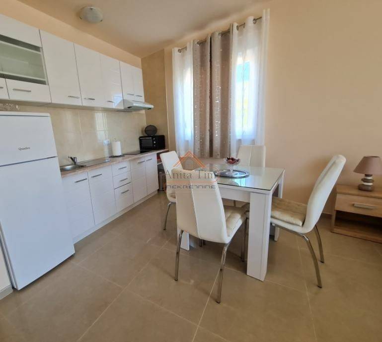 House with apartments, Sale, Marina, Vinišće