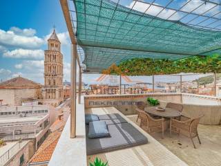 Flat in a building, Rent, Split, Split