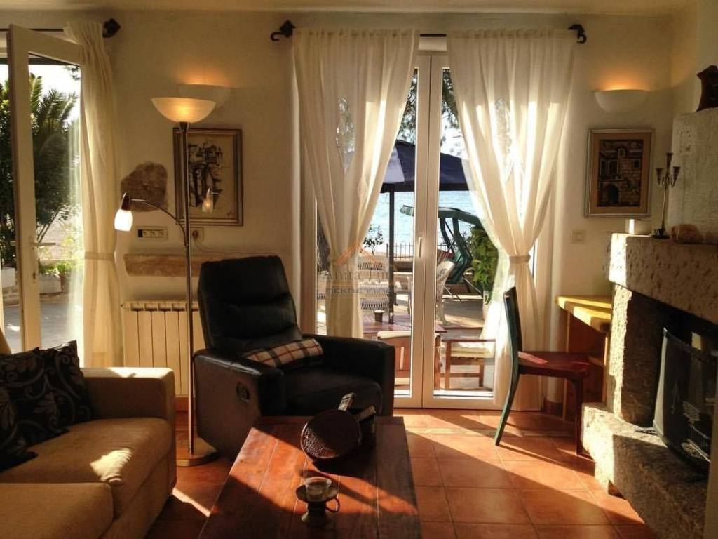 Leasure property, Sale, Supetar, Mirca