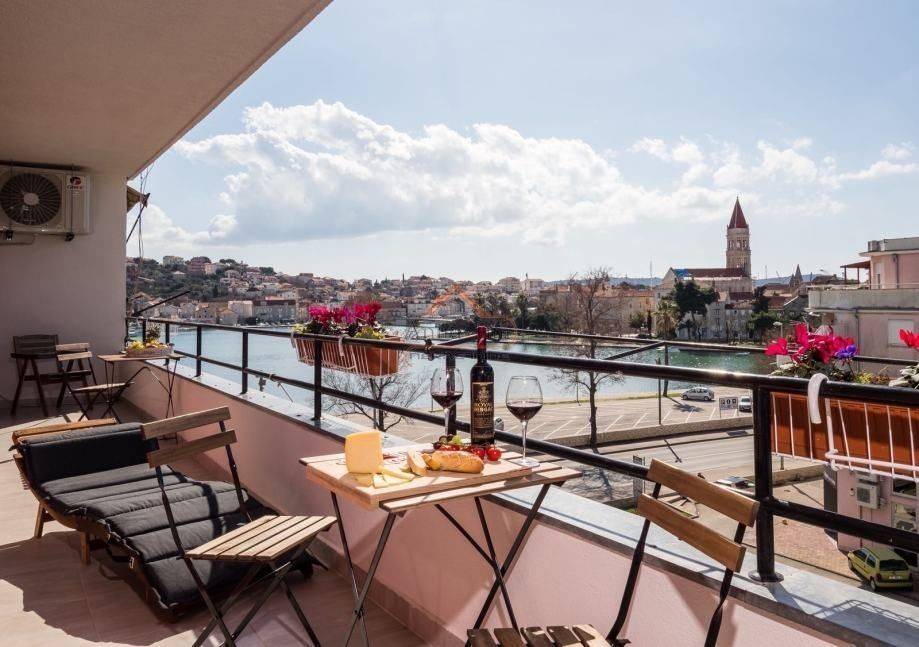 Flat in a building, Sale, Trogir, Trogir