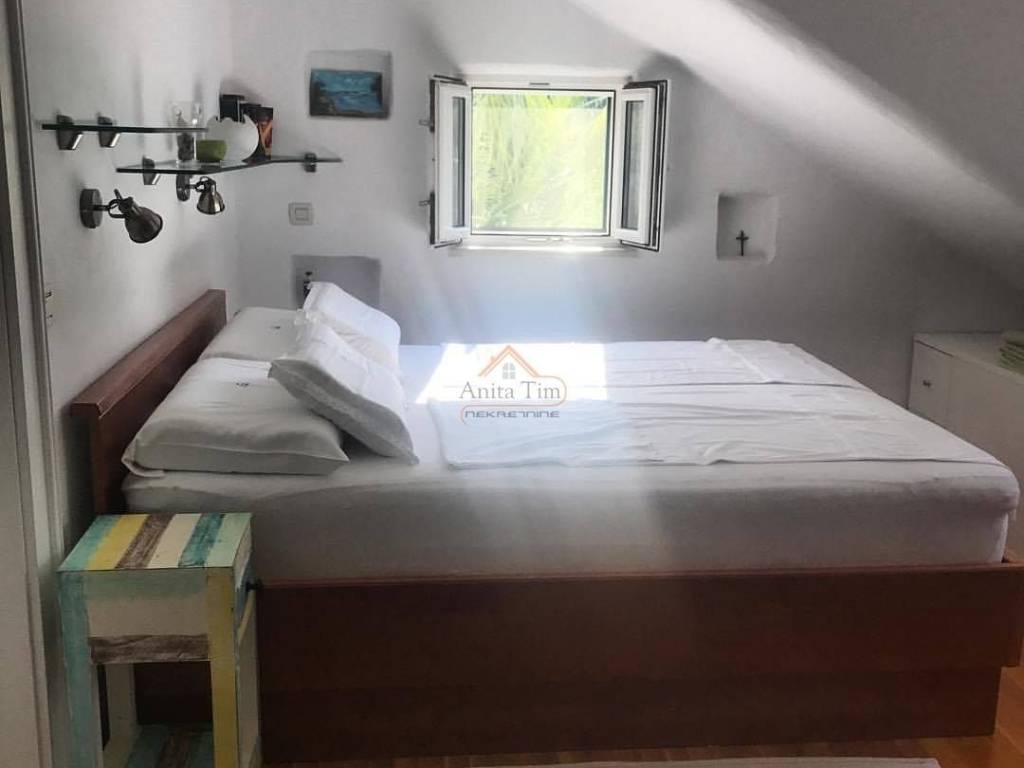 Leasure property, Sale, Supetar, Mirca