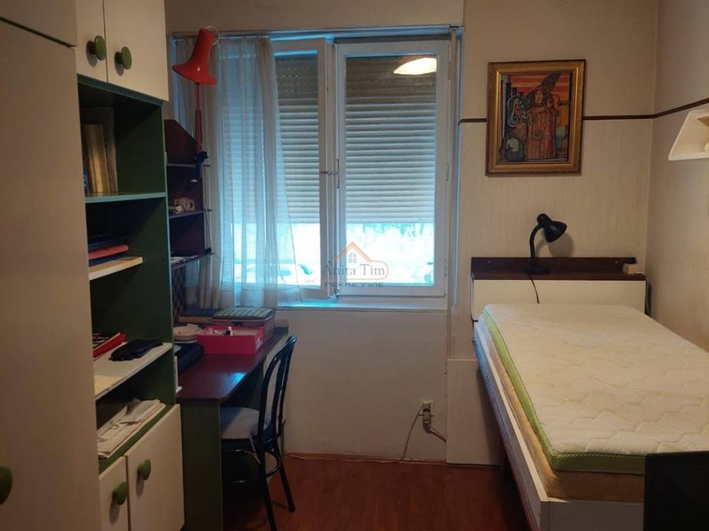 Flat in a building, Sale, Split, Split